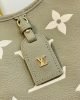 Louis Vuitton M46672 CarryAll PM