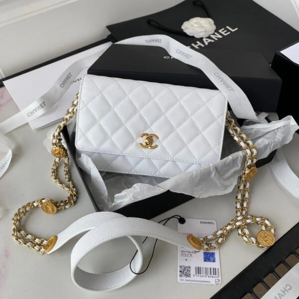 Chanel Small Flap Bag Gold Hardware White For Women, Women&rsquo;s Handbags, Shoulder Bags 7.5in/19cm AP2840