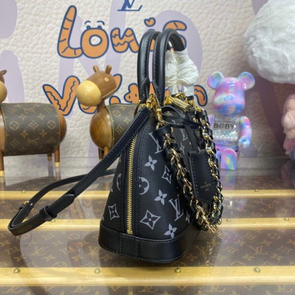 877863F6-4BEC-2FB7-6550-797174EFF6DA.jpg Louis Vuitton Alma BB M12289