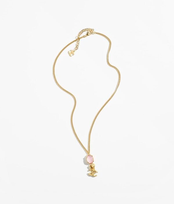 PENDANT NECKLACE