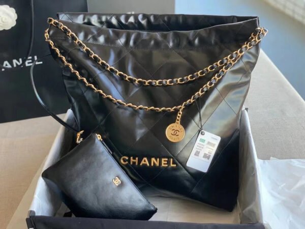 882C9E99-5DD8-9C92-64C1-88F37C57CE9F.jpg Chanel 22 Handbag Black For Women 16.4in/42cm AS3261 B08872 94305