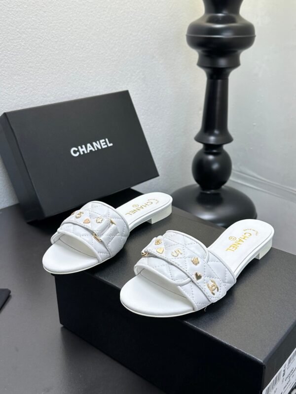 Chanel Women's Logo 25ss CC Sandal