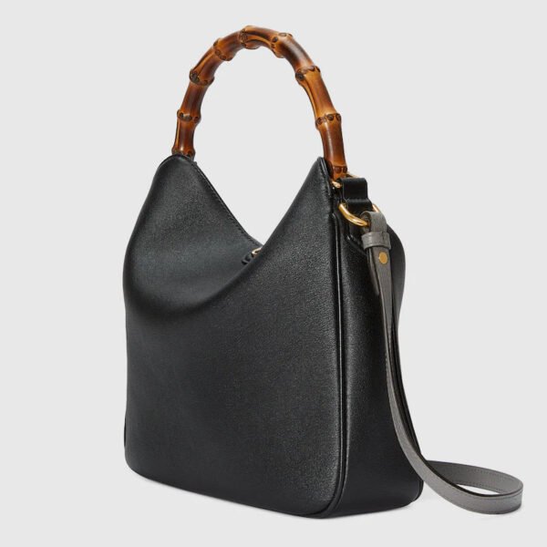 DIANA MEDIUM SHOULDER BAG