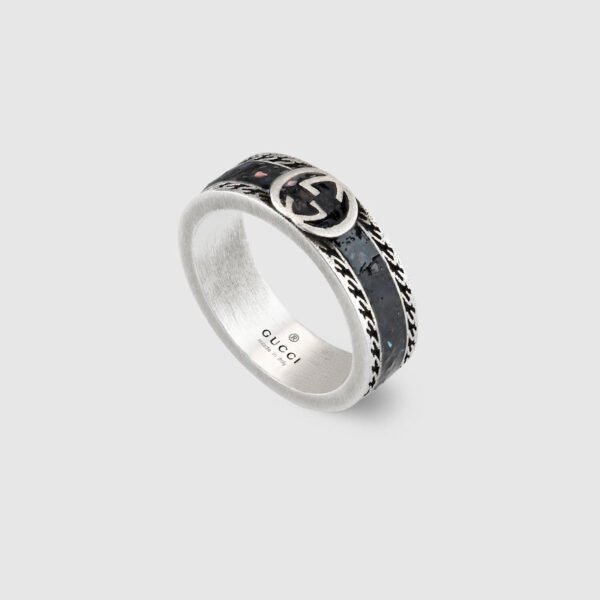 Interlocking ring