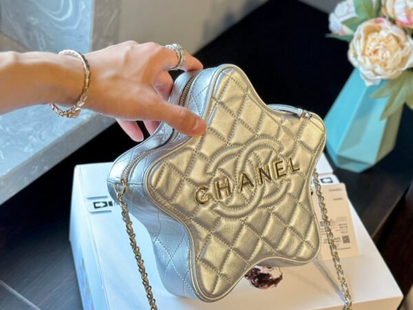 Leather handbag - Gold