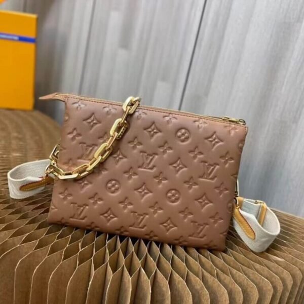 8C98C283-0FDD-CCD9-648E-6F754F2E906A.jpg Louis Vuitton Coussin PM Handbag M59277
