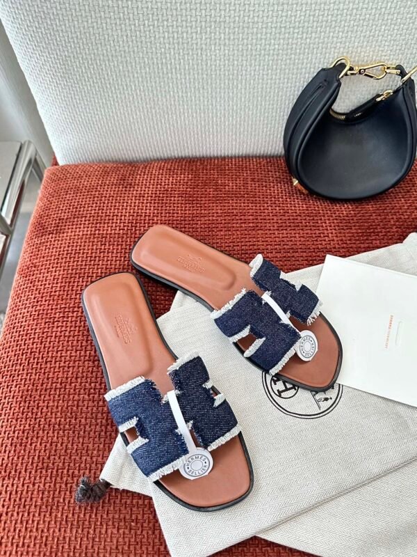 Hermes Women's Oran Sandal