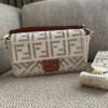 9126049D-FAAC-2A3A-A0E1-74D6BD027C25.jpg Fendi Baguette Bag