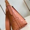 91D1353B-FCFD-CD04-7426-AD6F922D7BB3.jpg Louis Vuitton M11790 CarryAll PM