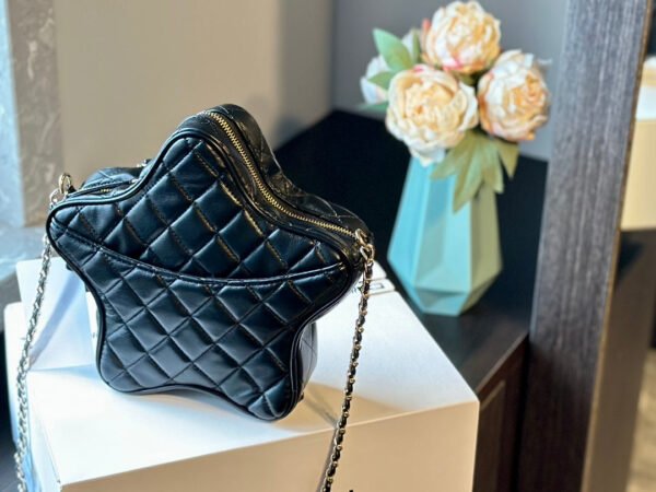 Leather handbag - Gold