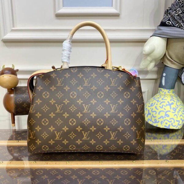9618450F-93F9-685A-0F6E-08BAA154D0F3.jpg Louis Vuitton Grand Palais M45898