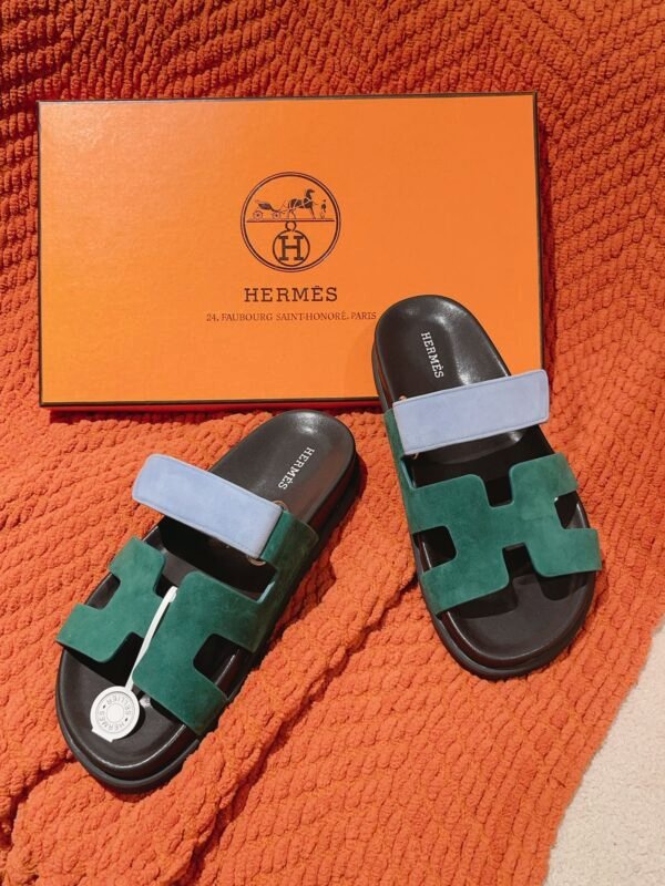 965D18E8-E04B-CD38-182F-920684C6B2D0.jpg Hermes Unisex Chypre Sandal