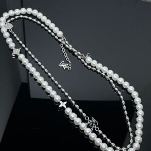 Pearls Fusion Necklace
