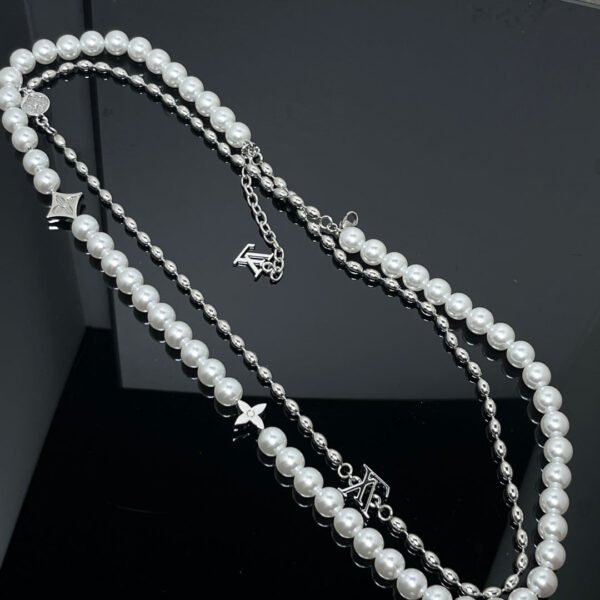 Pearls Fusion Necklace