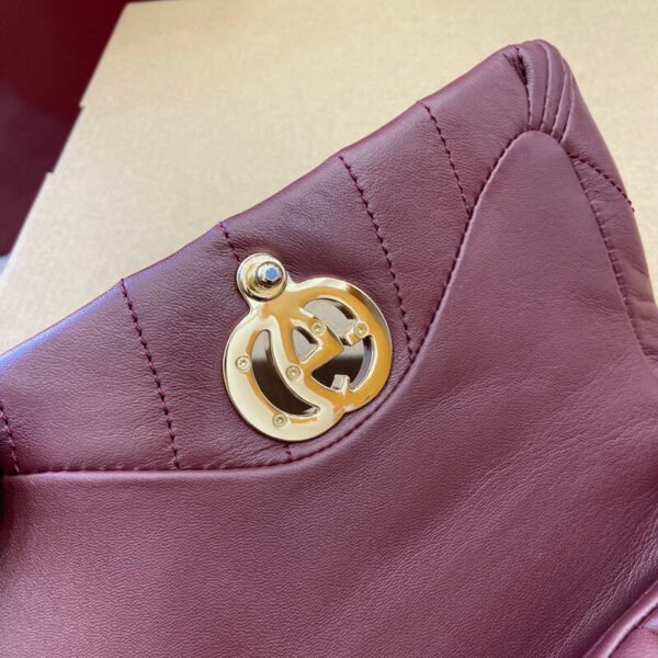 97A82F20-0AFC-5F21-46DC-9186D6F88450.jpg Gucci Milano Mini Puffy Leather