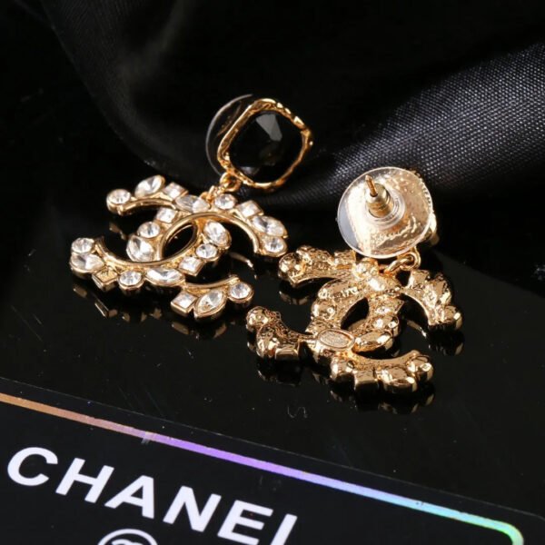 9858A50A-7EFE-C8EE-A344-EE6E0DAC85BB.jpg CC Earrings 0001