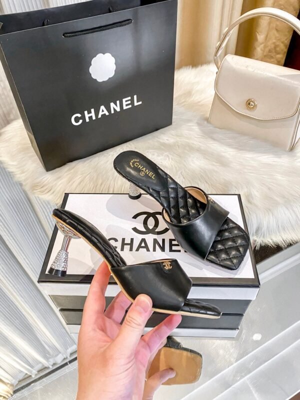 Chanel Women's Logo 25ss CC Sandal