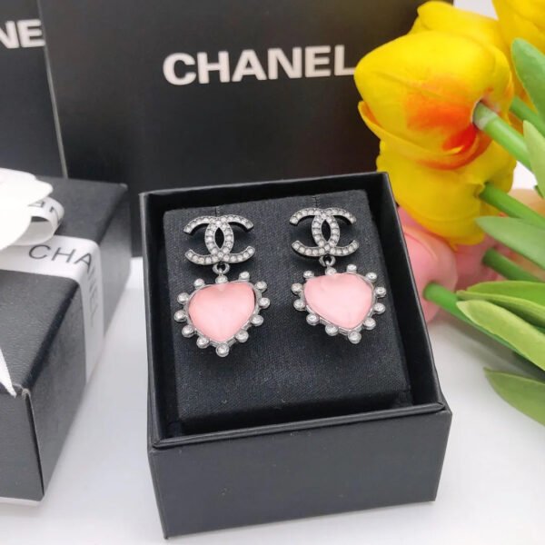 998E04AB-1B15-2547-0F8F-1B5B83A81106.jpg cc Earrings