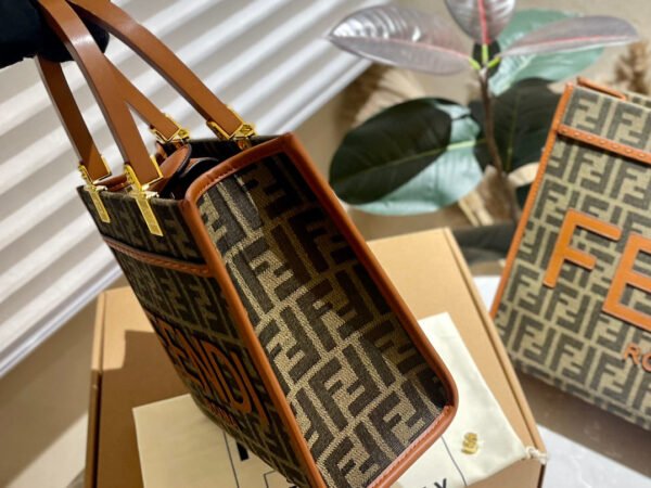 Fendi Sunshine Medium