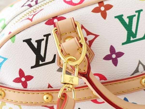 9C7A4FA8-EEF9-527F-1F33-D2817FF6D7B5.jpg Louis Vuitton M13084 LV x TM Handbag East West