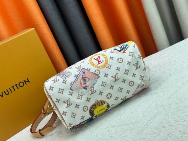 9DDEB7E3-5500-96CD-1F96-C8DFA3C4140A.jpg New Arrival Speedy Bandouliere 30