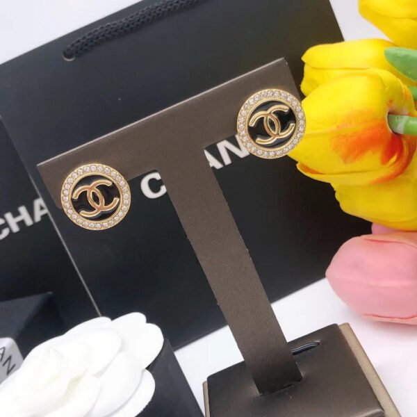 9F4063BB-01F0-10C7-9295-AF6CE62CFFCC.jpg cc Earrings