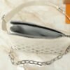 9F51C30C-D721-6959-FD7B-C65204422321.jpg Louis Vuitton M11986 Coussin PM
