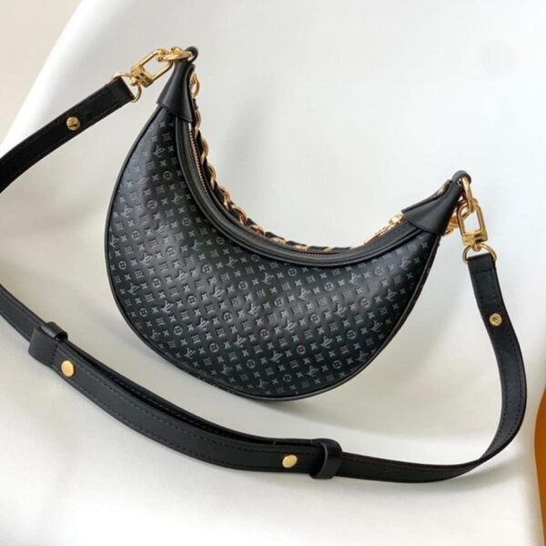 Louis Vuitton Loop M22591