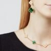 A0A12B7D-BAFB-741F-7522-7902D403D813.jpg Vintage Alhambra necklace, 10 motifs