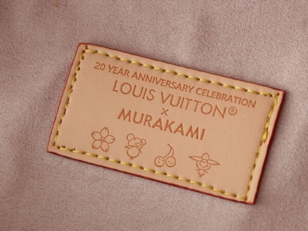 A328A519-D4EC-A239-1038-129D71A44CA1.jpg Louis Vuitton M13660 LV X TM High Rise