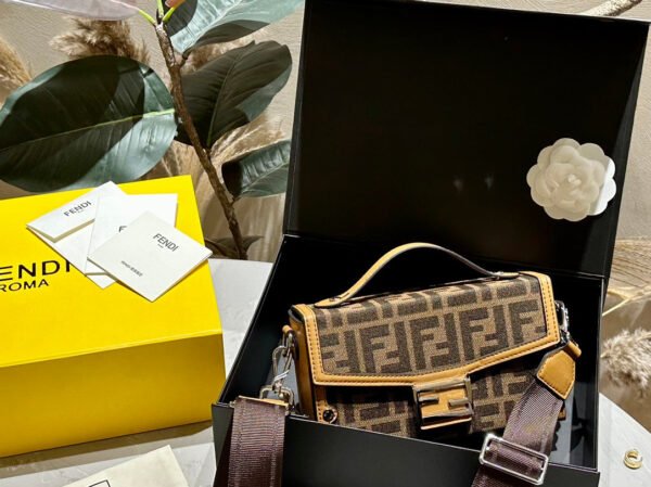 Fendi Baguette Sofe Trunk - Yellow