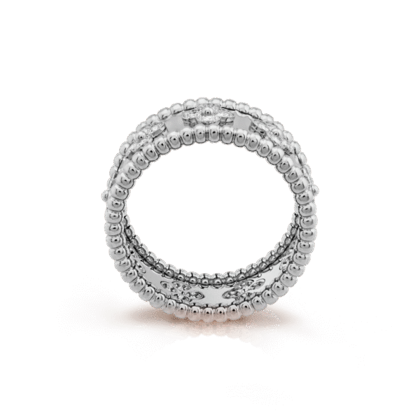 A6574568-31B0-1973-0C62-65992C70CBA3.png Perlee clovers ring, medium model