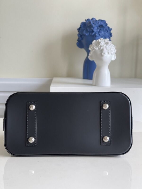 A73582D7-7D5A-0160-9A0A-7901822A2338.jpg Louis Vuitton Alma BB M40862