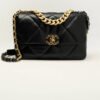 A8619F44-BA65-71C4-8EDE-597EBC71015E.jpg 19 Handbag - Maxi
