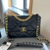 A88EF5B4-13FF-C7B5-ED08-D4DA6DE93119.jpg 19 HANDBAG - Black