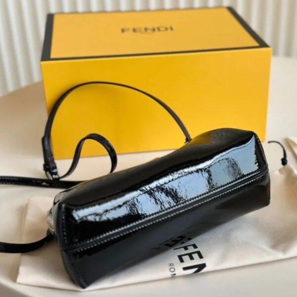 A996BAE0-894E-6C85-FA29-22986F6C47B7.jpg Fendi First Midi