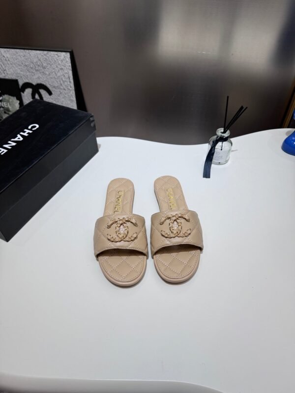 Chanel Women's Logo 25ss CC Sandal