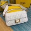 AA965DAB-357D-776E-36C3-D0AEB89E58C0.jpg Fendi Baguette
