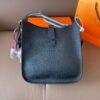 AAB97771-5CDF-DB34-57BF-76502A7954E1.jpg Evelyne 25 bag