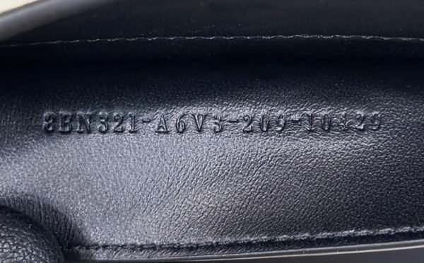 ABB3F580-CC16-FBD9-3E40-3601BC918632.jpg Fendi Peekaboo Small iseeu Bag