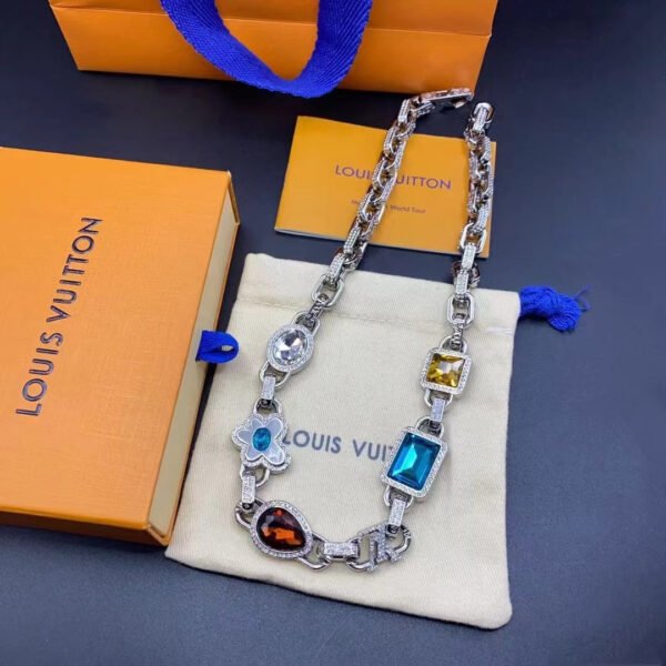 AC9BC9FB-A990-D6D2-432B-944136F30AFC.jpg Paradise Stone Necklace - Yellow Gold