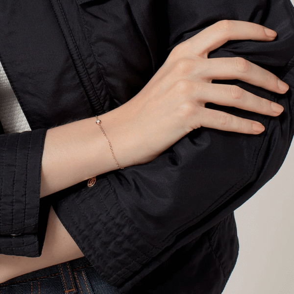 ACED8AD7-CD06-E4A1-05C6-75A3DA89B627.png D'AMOUR BRACELET, SMALL MODEL