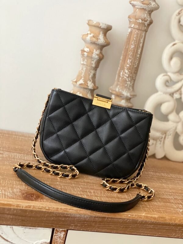 Chanel Small Hobo Bag Gold Hardware Black For Women, Women&rsquo;s Handbags, Shoulder Bags 7.5in/19cm