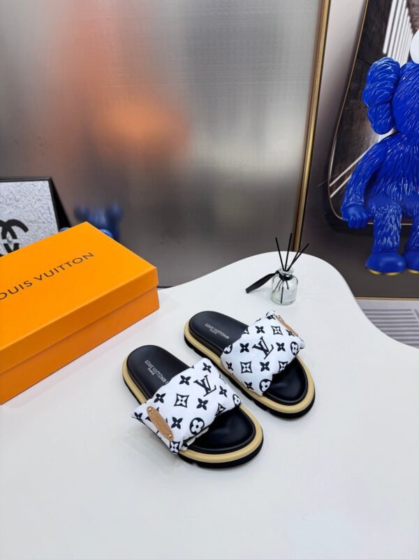 Louis Vuitton Women's Pool Pillow Comfort Sandal