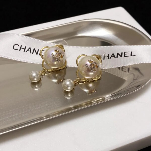 B0A4CE84-F195-4B9B-8BDB-D8832B0B9496.jpg cc Earrings