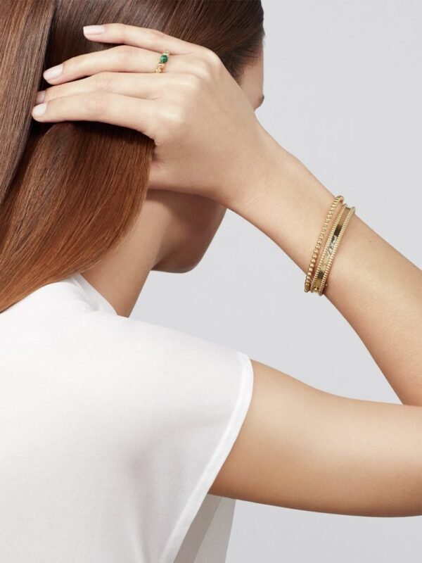 B10D39A2-1872-6682-07B1-6D9209FE81AE.jpg Perlee pearls of gold bracelet, medium model