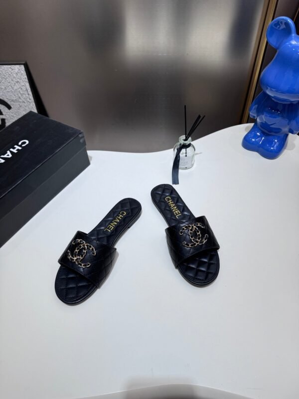 Chanel Women's Logo 25ss CC Sandal