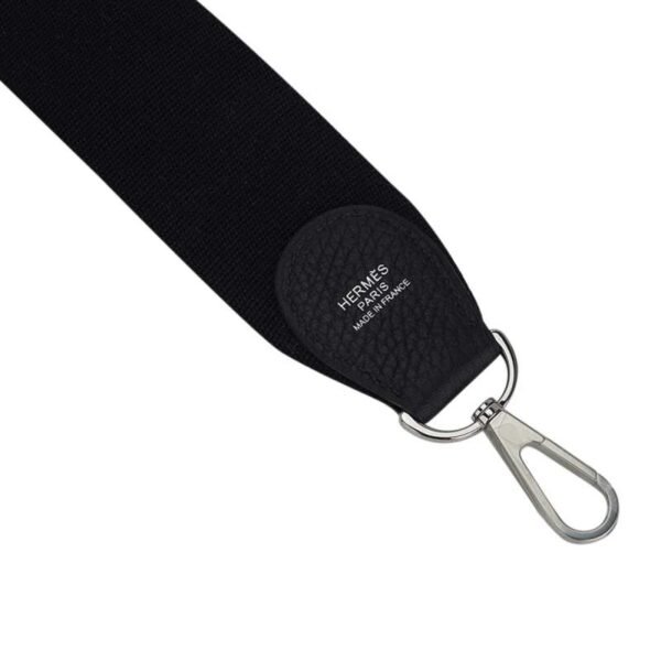 B17D4625-7628-A655-423D-1028F6DE6F0E.jpg Evelyne PM Black Clemence Palladium Hardware