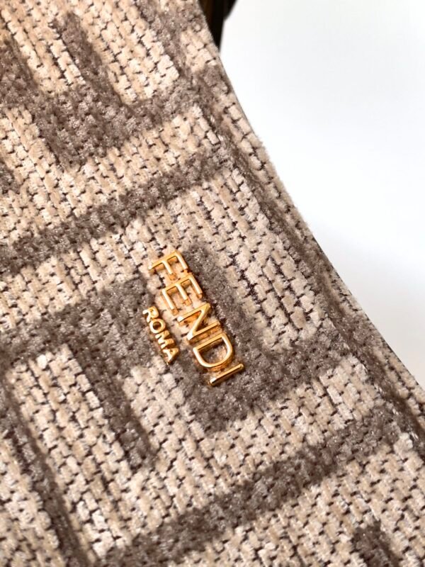 Fendi O'lock Swing Bag