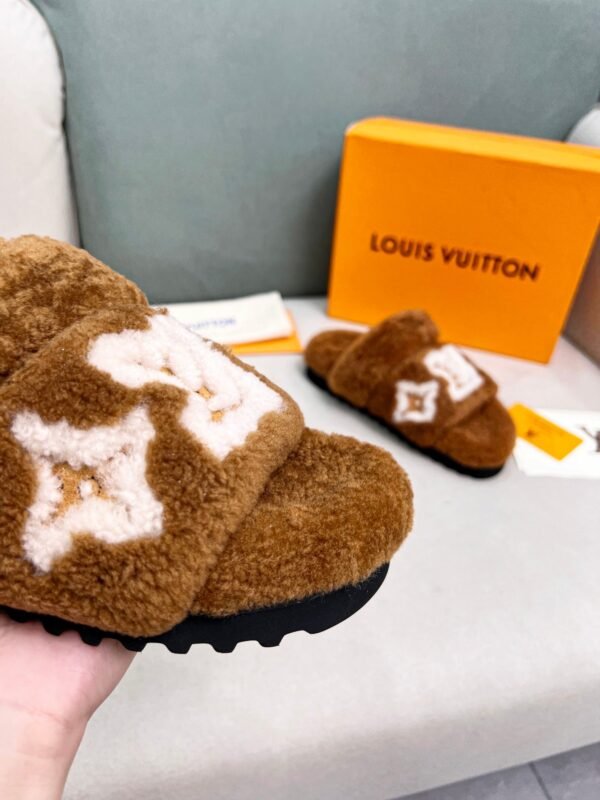 Louis Vuitton Women's Pool Pillow Comfort Sandal